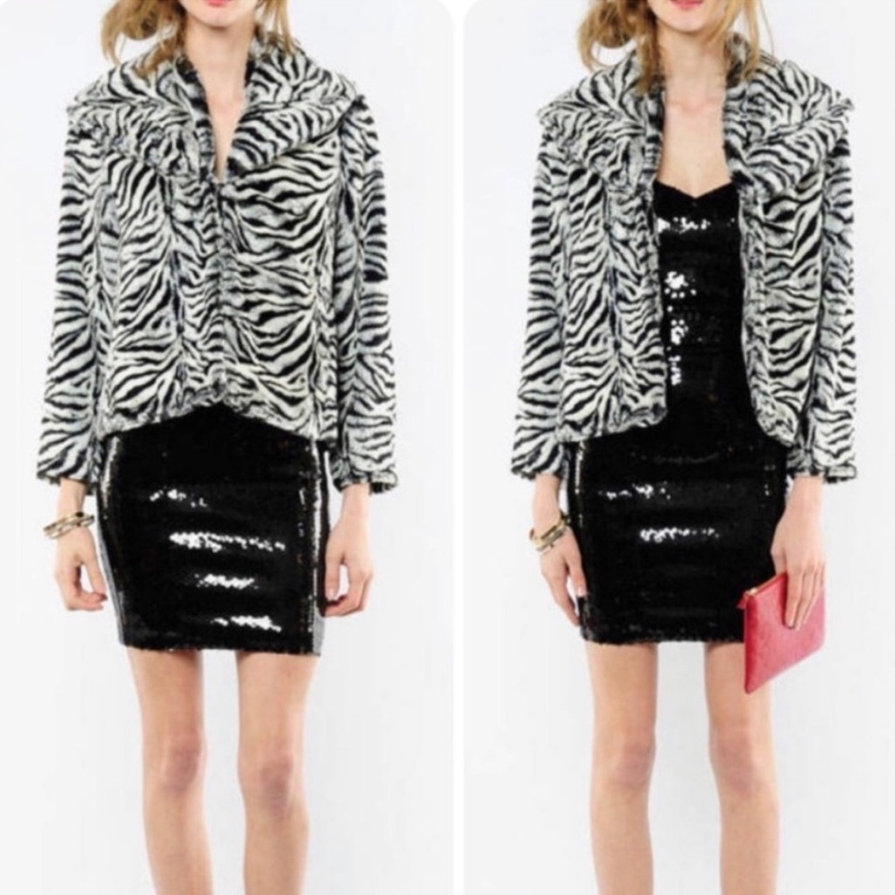 Alice + Olivia Zebra Print Faux Fur Jacket EUC - Picture 2 of 15